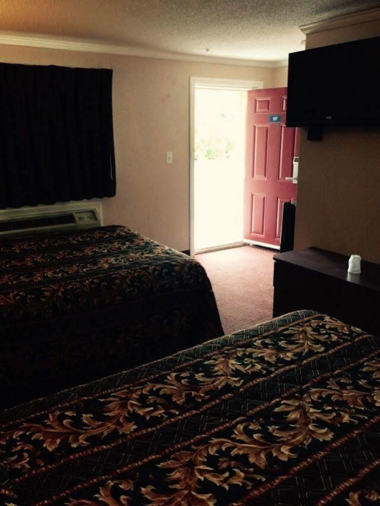 Skyview Motor Inn Johnston ภายนอก รูปภาพ